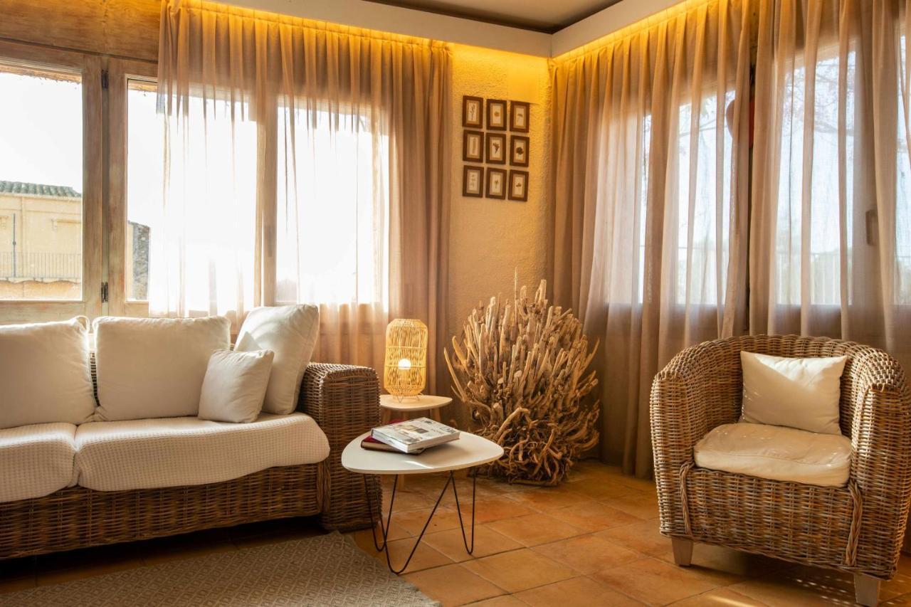 Hotel Boutique Niu De Sol 3*