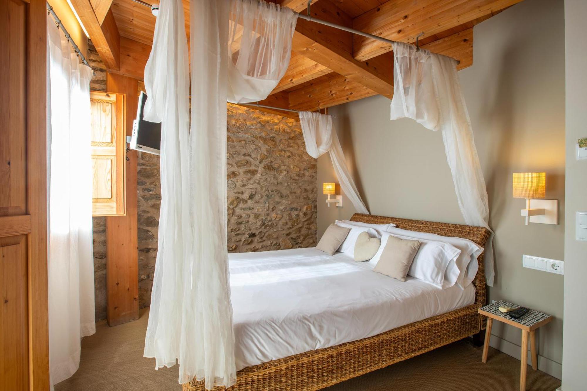 Hotel Boutique Niu De Sol 3*